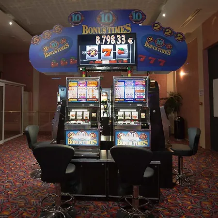 Du Casino De 3*
