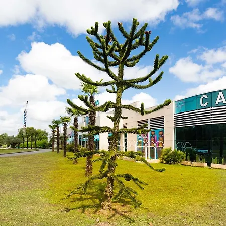 호텔 Du Casino De 3*